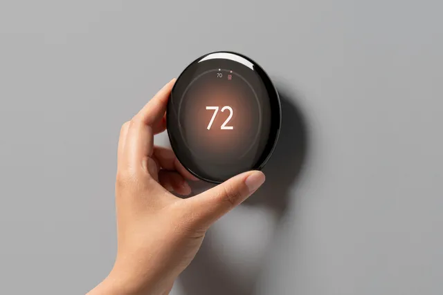 Google’s new Nest Learning Thermostat has an improved UI and ‘borderless’ display