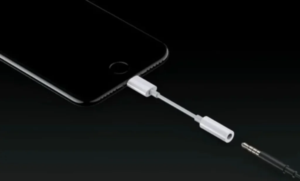 Apple’s Lightning-to-3.5mm headphone adapter may be going away