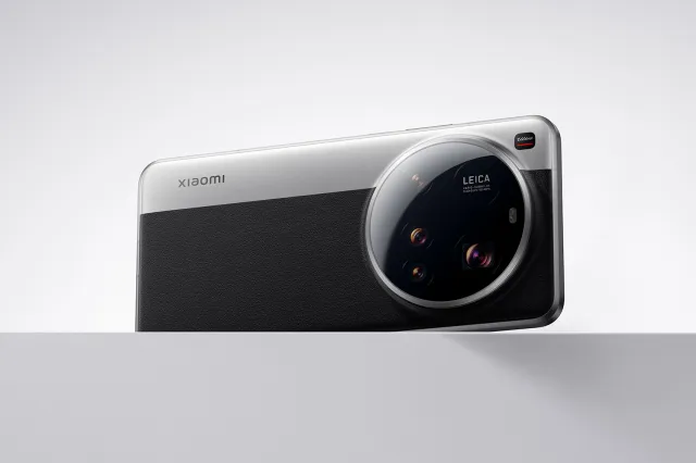 Xiaomi 15 Ultra is a small update with a big periscope lens