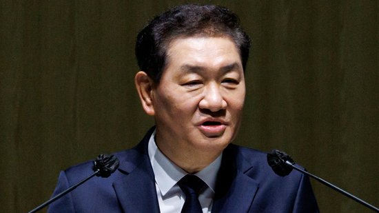Samsung CEO Jong-hee Han has died