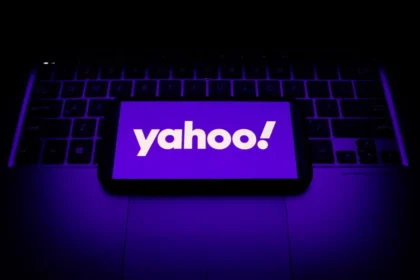 Yahoo removes DEI pages from its website